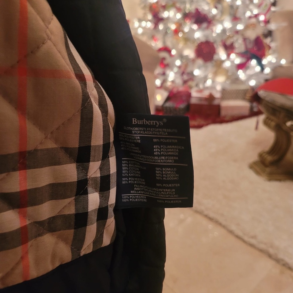 Authentic Burberry Jacket - Picture 6 of 15